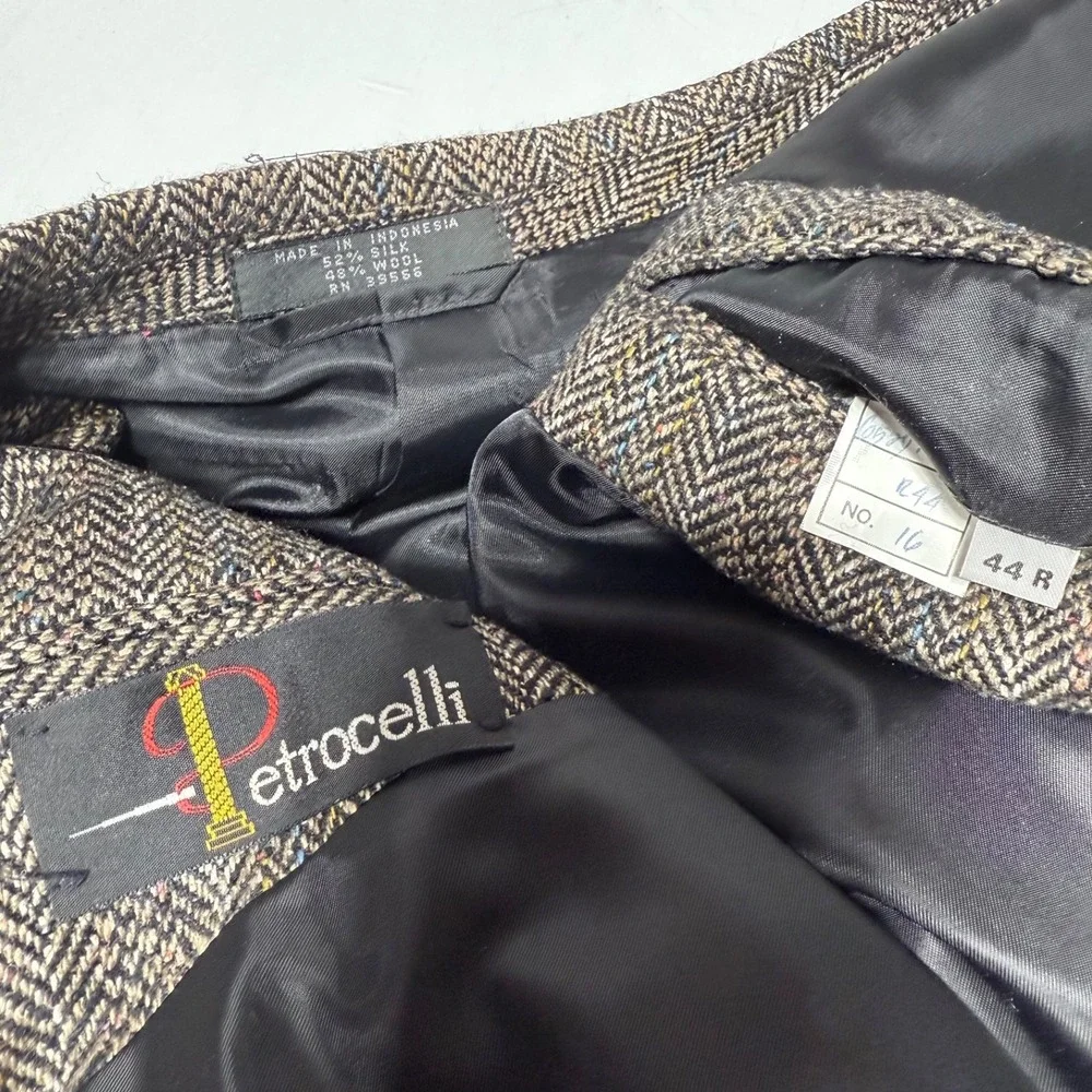 Petrocelli Sport Coat Men's‎ Size 44R Brown Herringbone Wool Silk Blazer